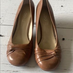 Kitten heels also shoes